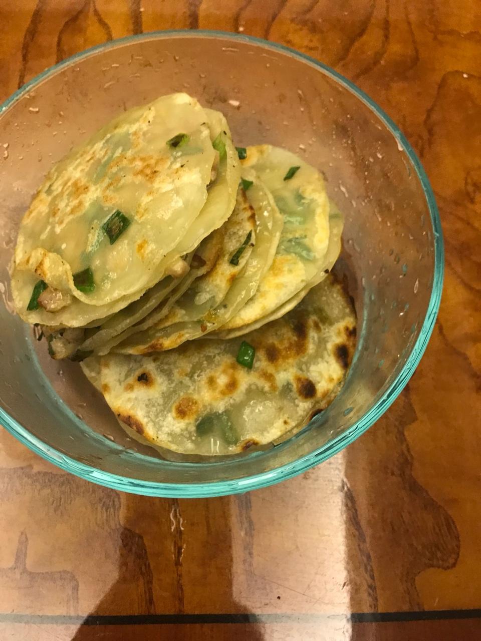 饺子皮葱油饼