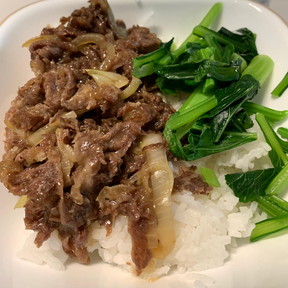 日式照烧肥牛                              模仿吉野家牛肉饭的牛肉版     自制家常照烧酱汁
