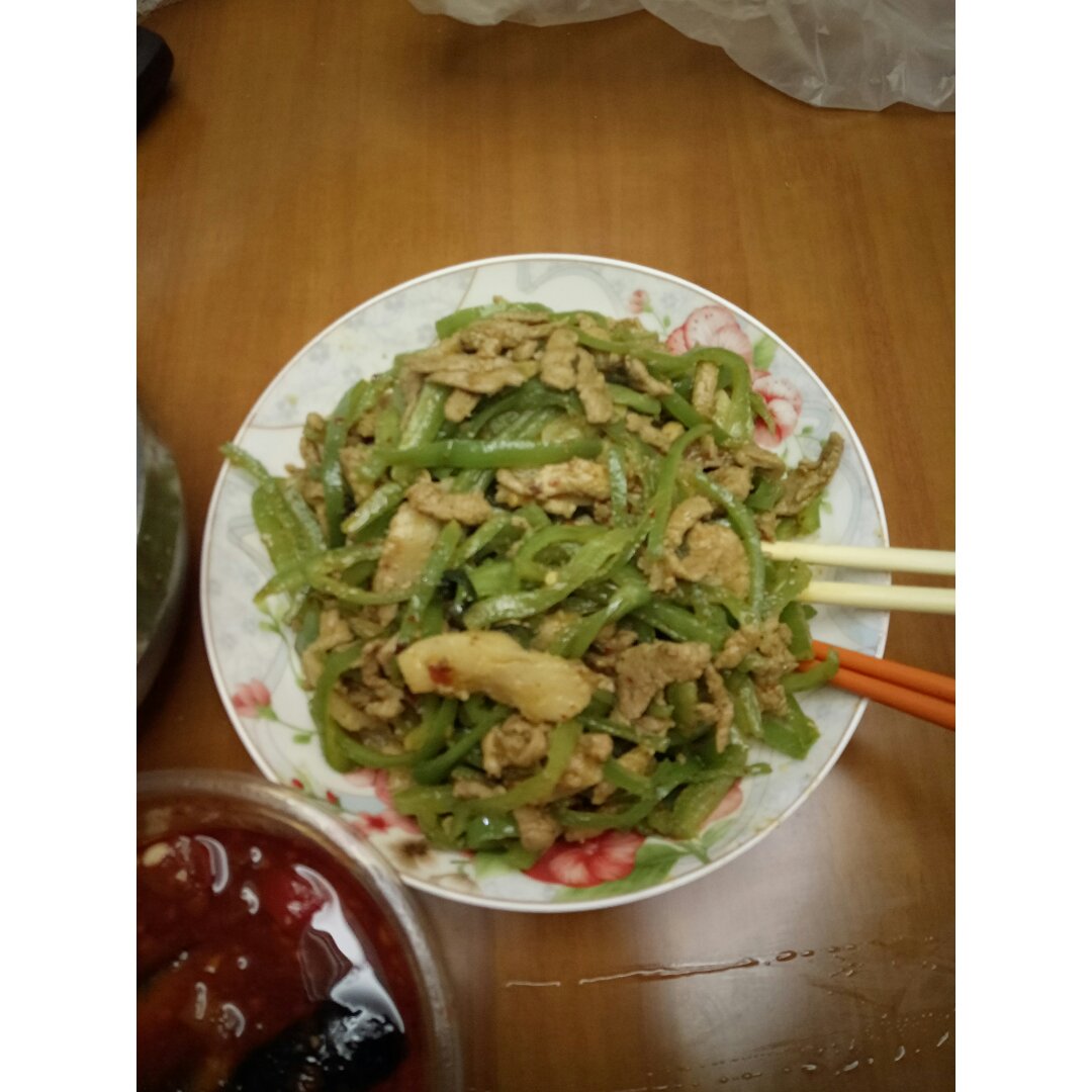 孜然青椒炒肉