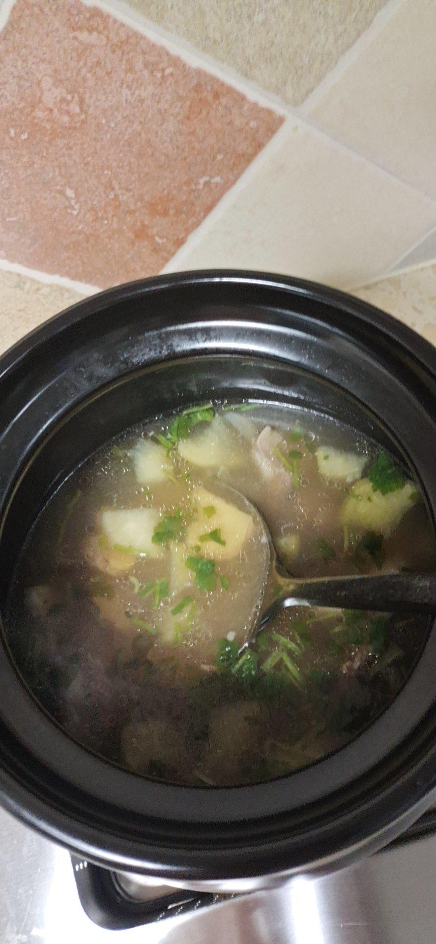 萝卜炖羊排