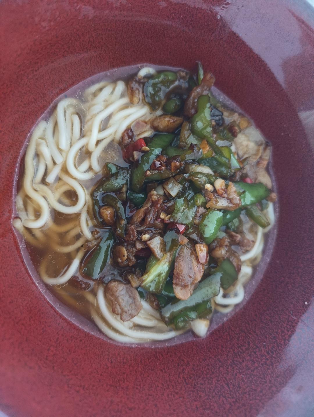 双椒肉丝面