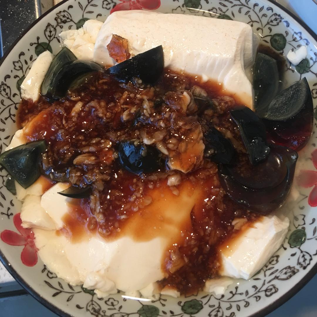 皮蛋豆腐