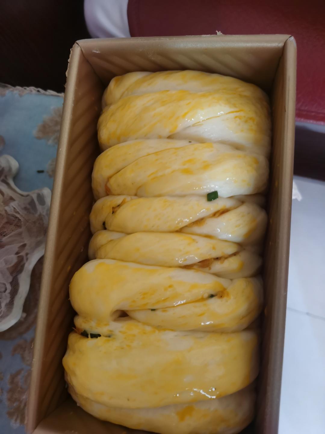 香葱肉松手撕吐司