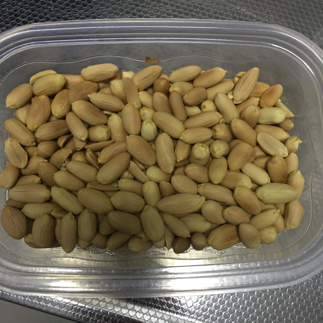 烤花生和剥花生