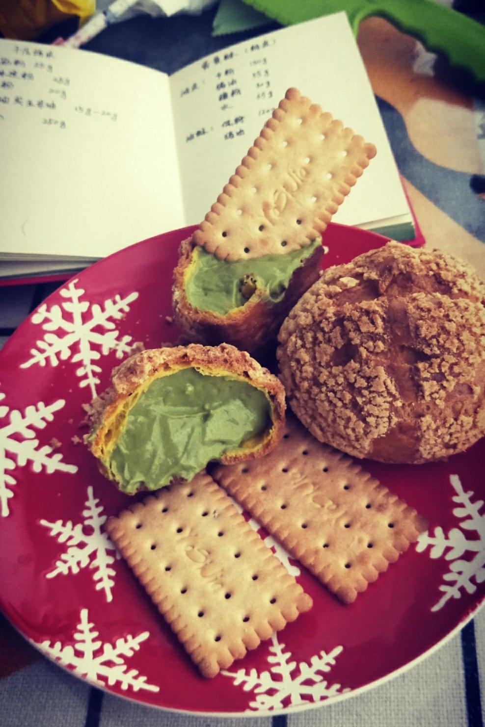 巧克力酥皮泡芙