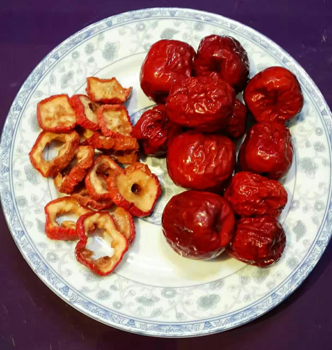 雪梨山楂大枣汤的做法