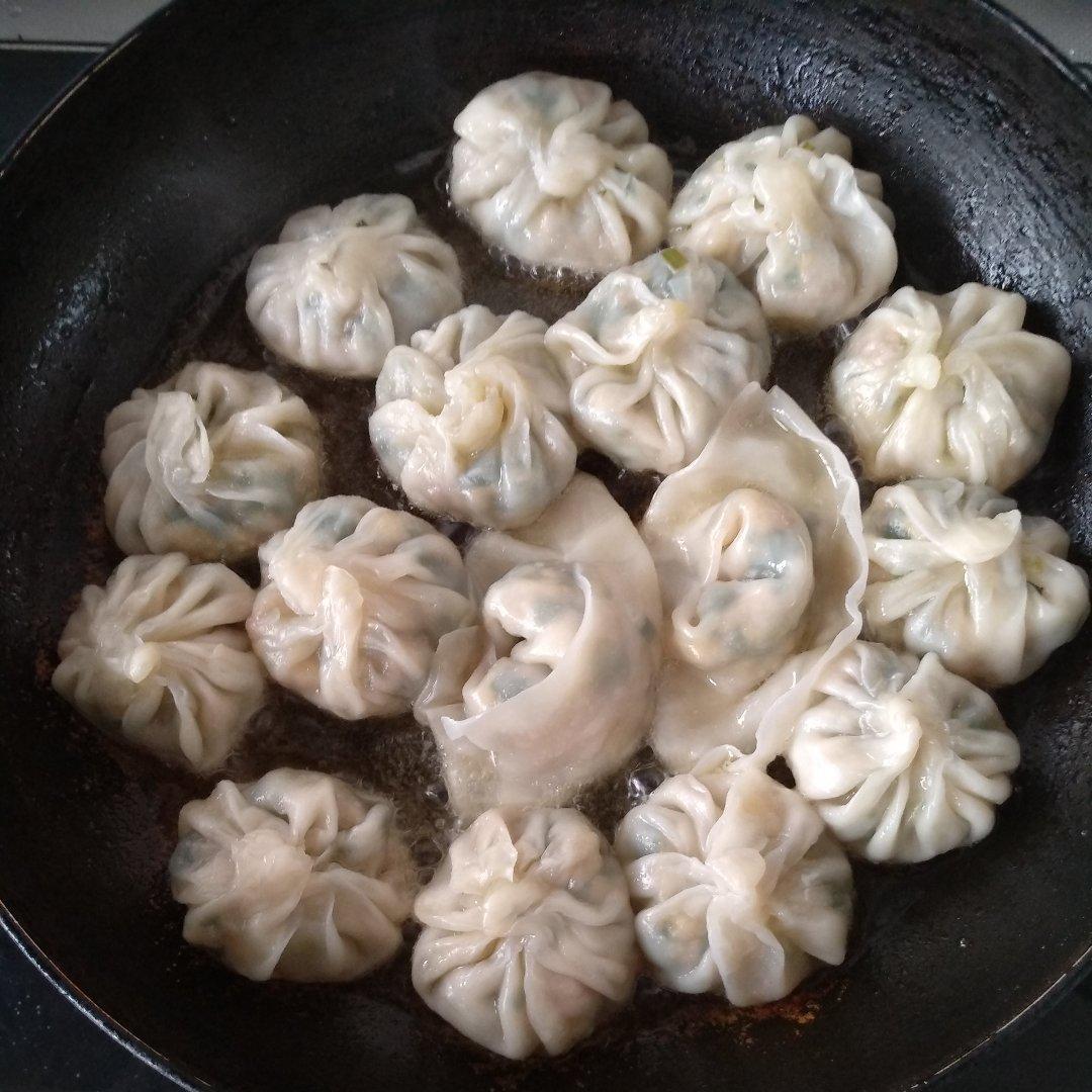 小生煎包子