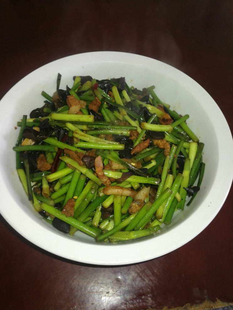 蒜苔炒肉丝最好吃的做法！味道鲜美，下酒下饭