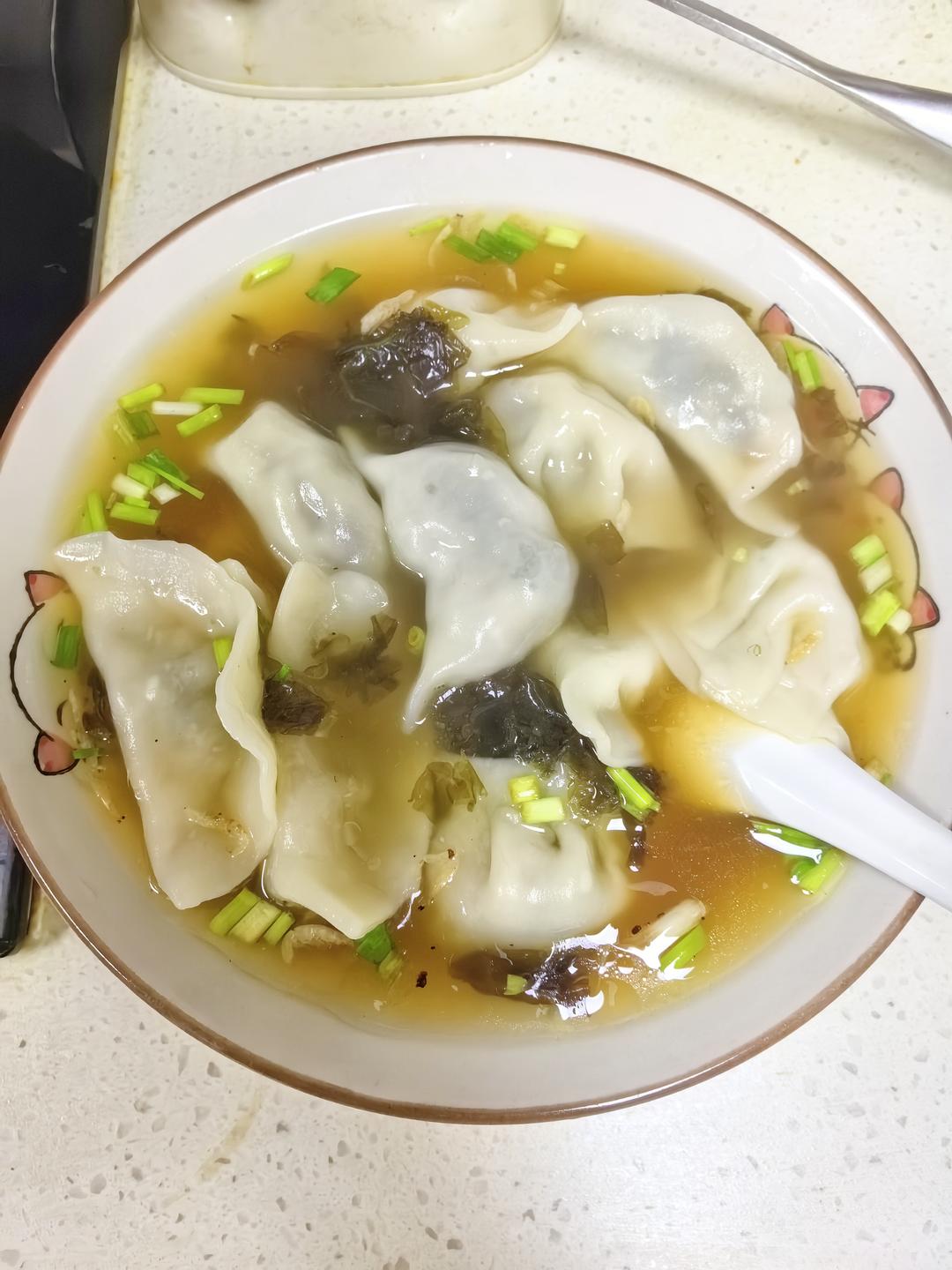荠菜猪肉饺子