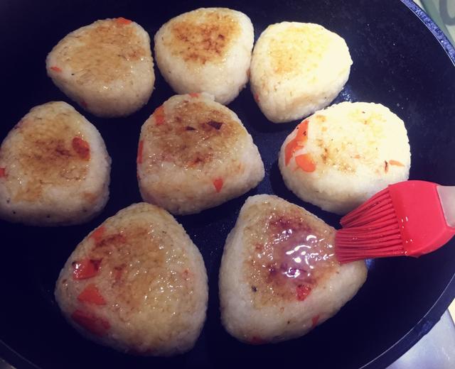 特下饭的日式饭团的做法