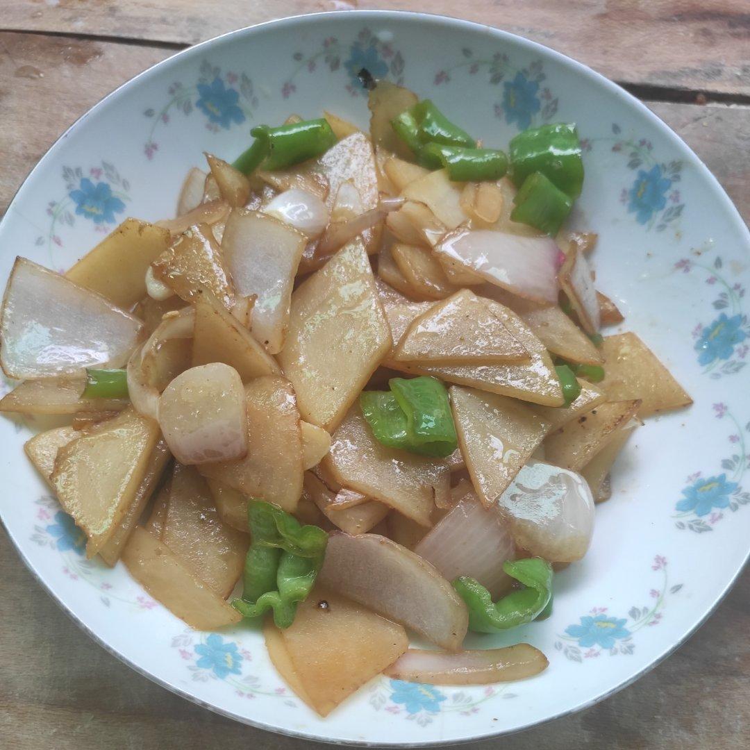 洋葱炒土豆片
