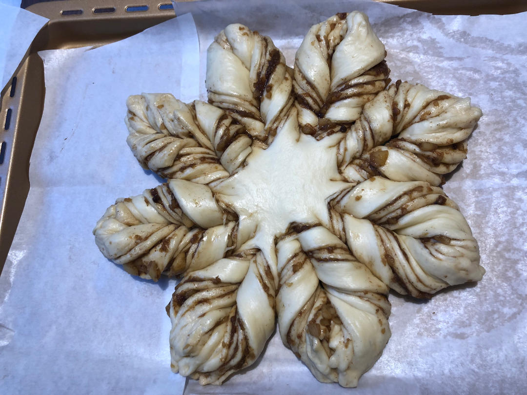 一次发酵就非常好吃的肉桂红糖苹果馅雪花面包