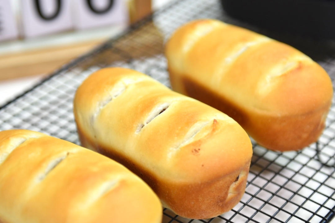 鲜奶红豆吐司