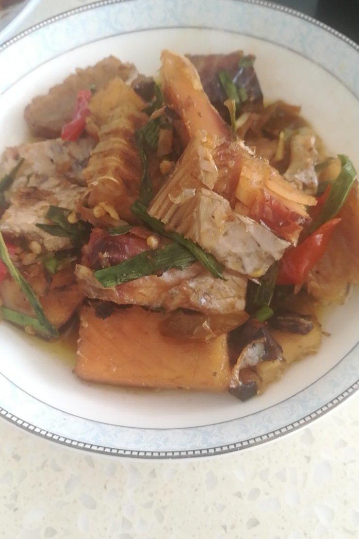 超级下饭的香煎腊鱼