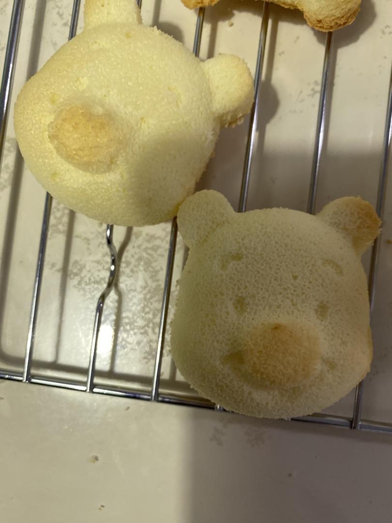 草莓奶油蛋糕/基础戚风胚，徒手脱模剖片及抹面挤花/「戚风及其衍生」烘焙视频蛋糕篇1