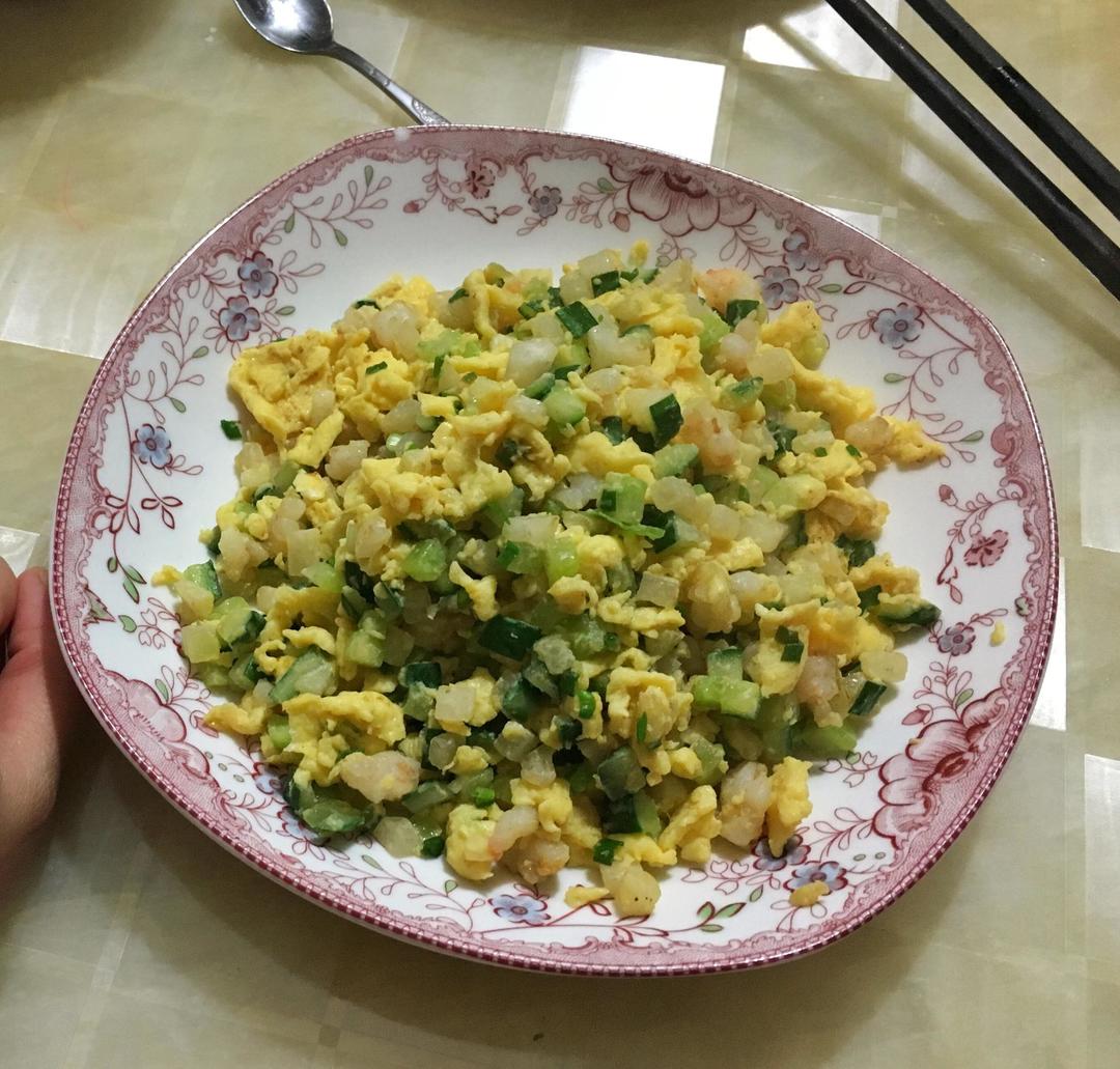 减脂版-青瓜炒鸡蛋的做法