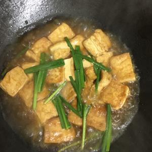 家常焖豆腐🥢的做法 步骤5