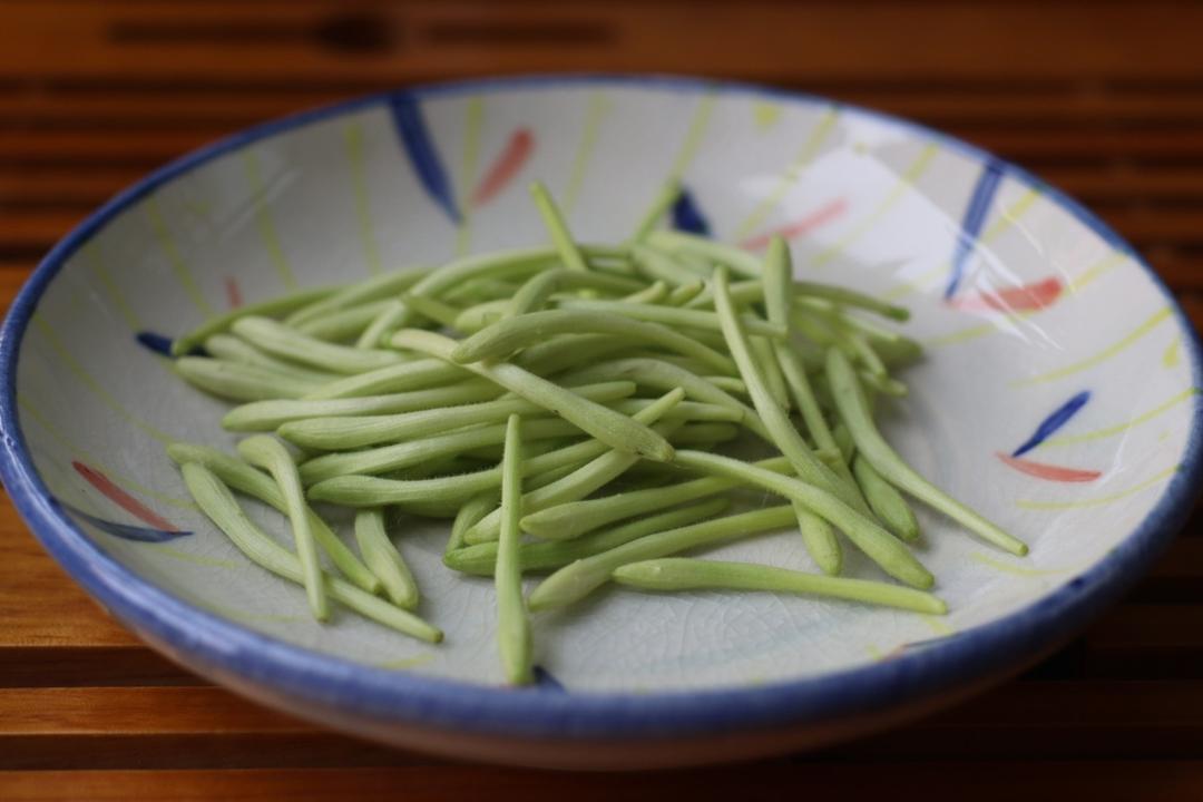 金银花甘草菊花茶