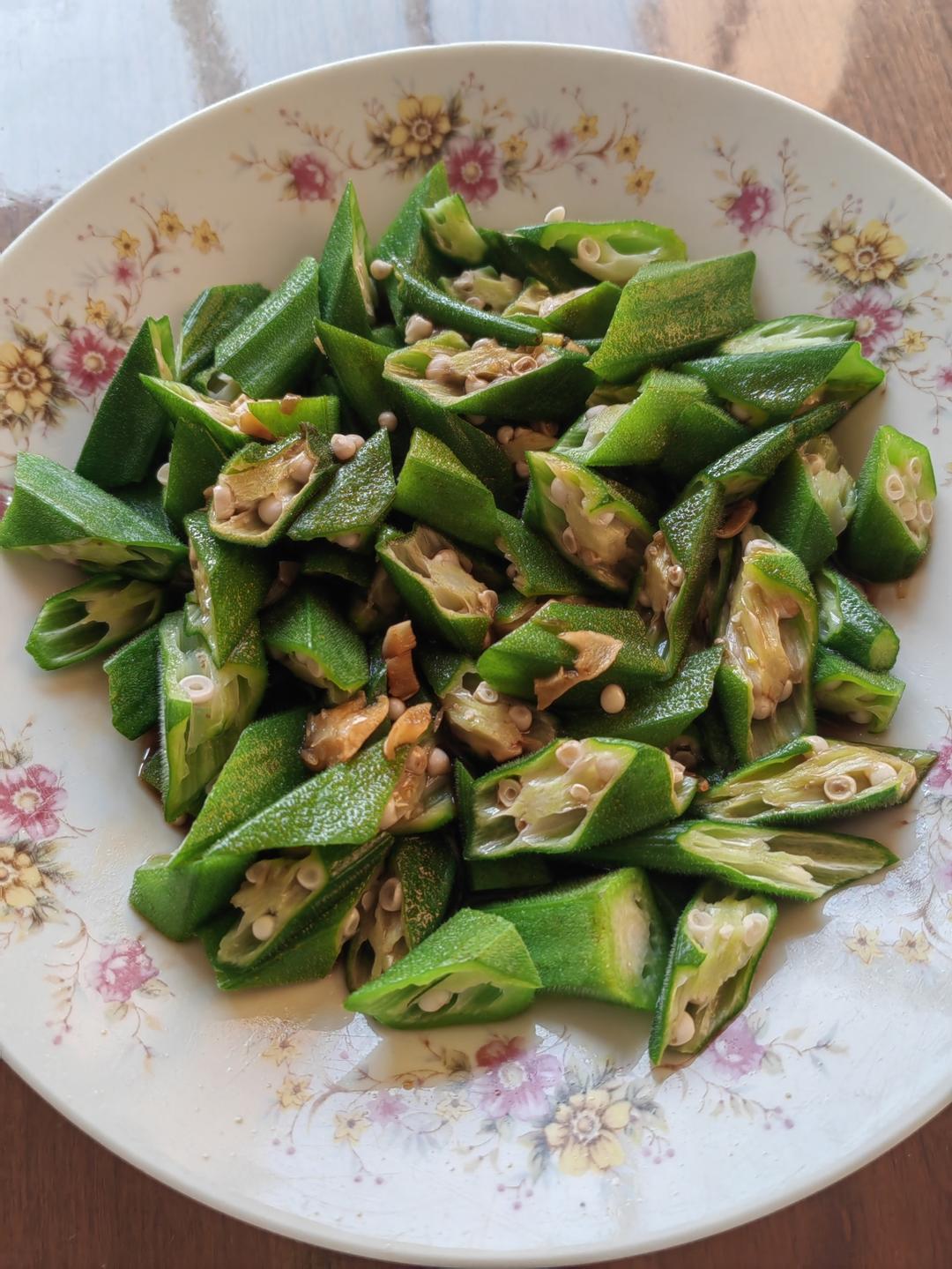 ‼️从此爱上秋葵‼️
白灼秋葵