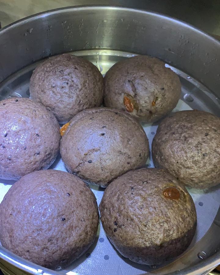 奶香黑麦炝面馒头