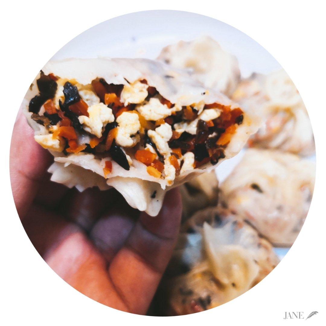 胡萝卜木耳鸡蛋素包子