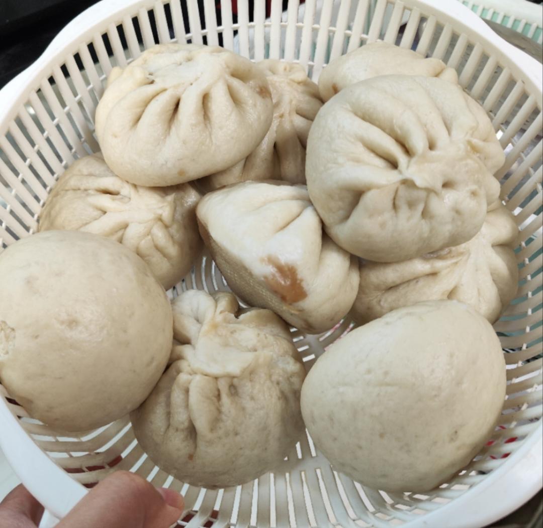 超好吃的笋丁酱肉包！