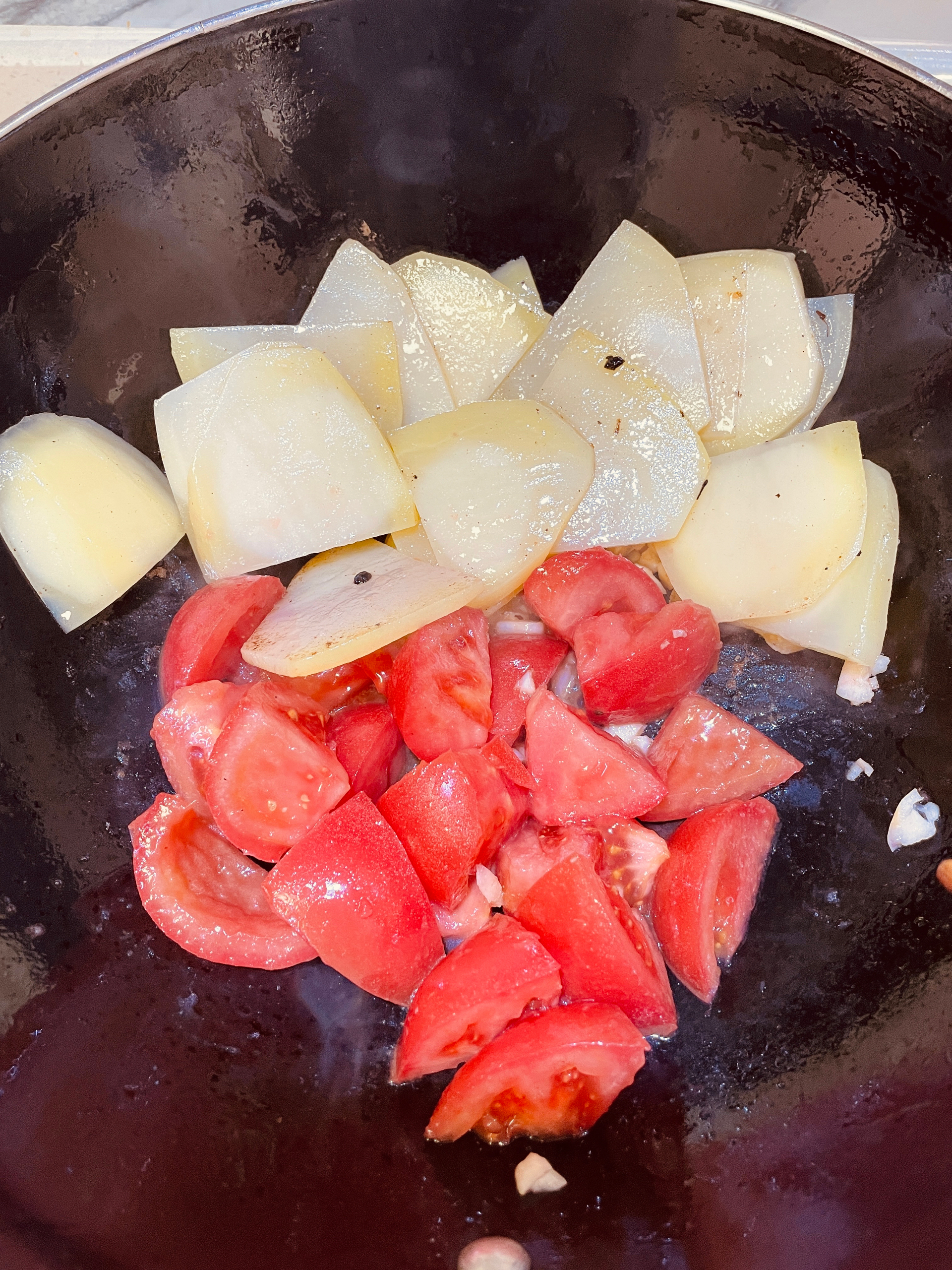 西红柿土豆包菜汤的做法 步骤5