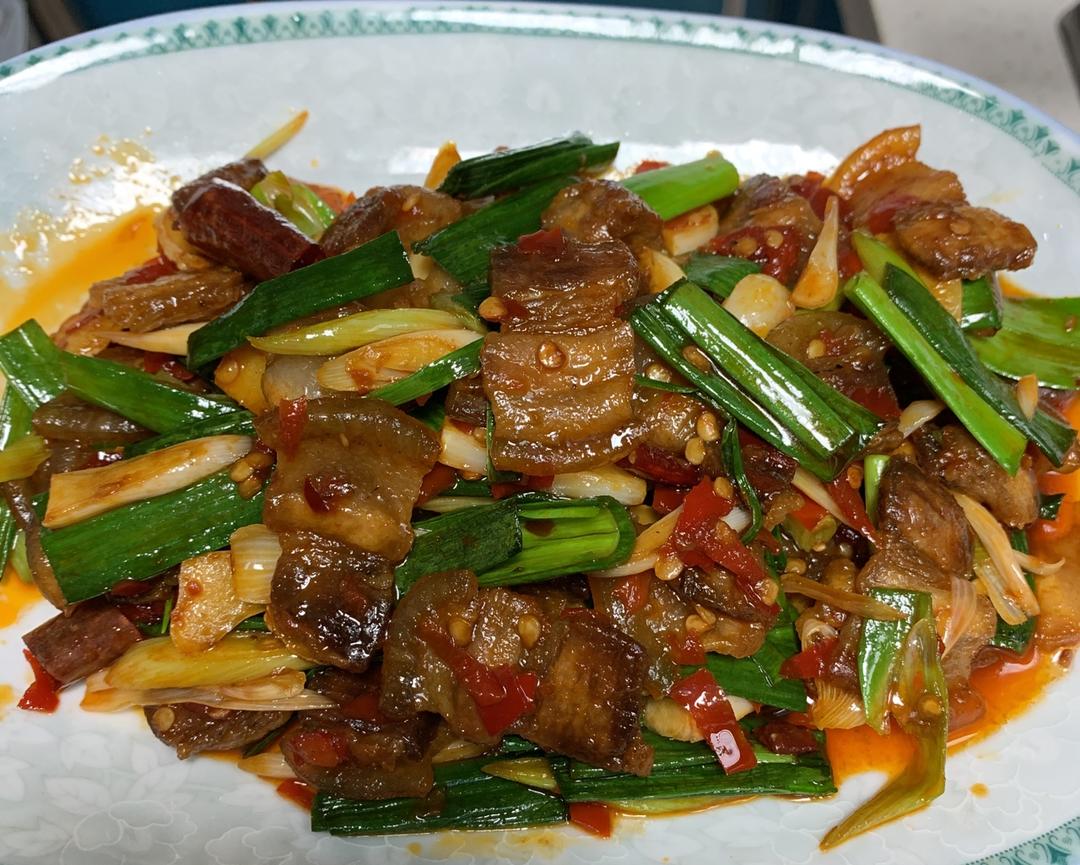 回头率很高滴👍很香很香😋滴酱炒“回锅肉”的做法