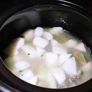 【清炖羊肉汤】天气冷了，你需要一碗暖暖的汤的做法 步骤9