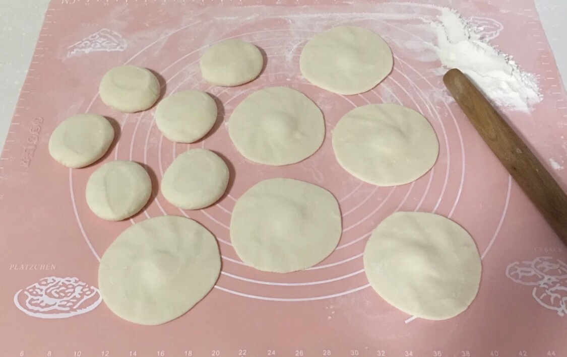 福建梅菜粉丝饼的做法 步骤7
