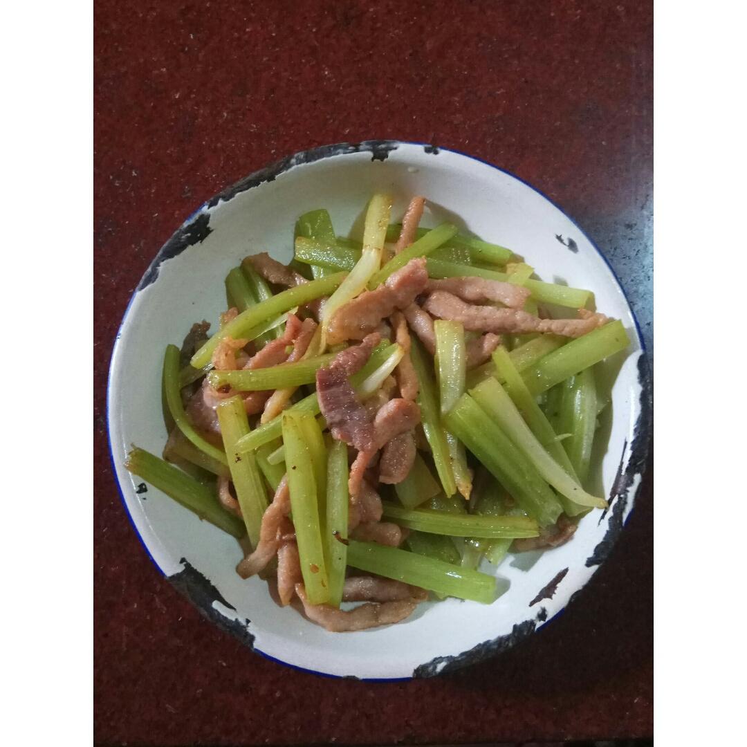 西芹炒肉