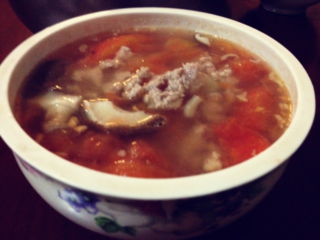 酸鲜美味的汆肉汤