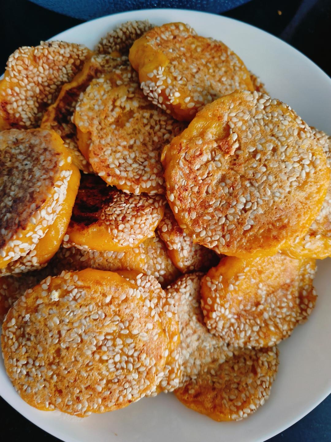 平底锅就能做!香甜软糯的南瓜饼