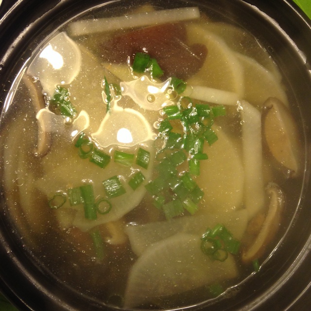 香菇萝卜汤
