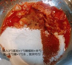 韩式泡菜饼✔韩剧里的美食，非常非常赞的做法 步骤3