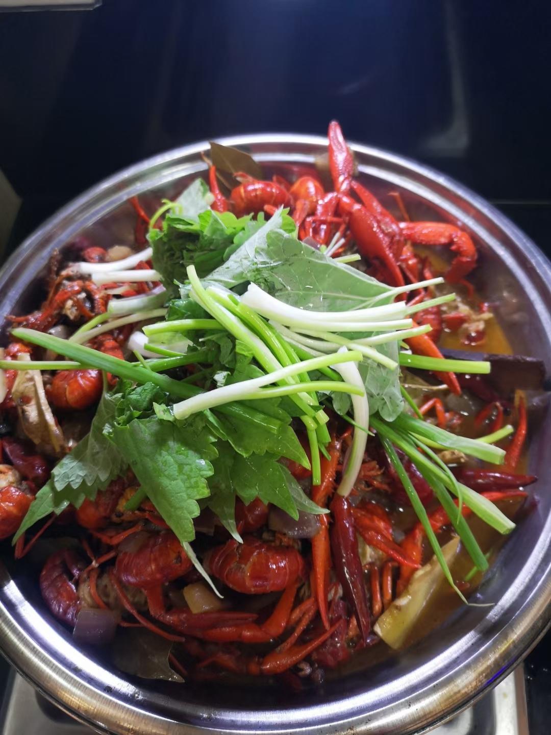 香辣小龙虾（用火锅底料）
