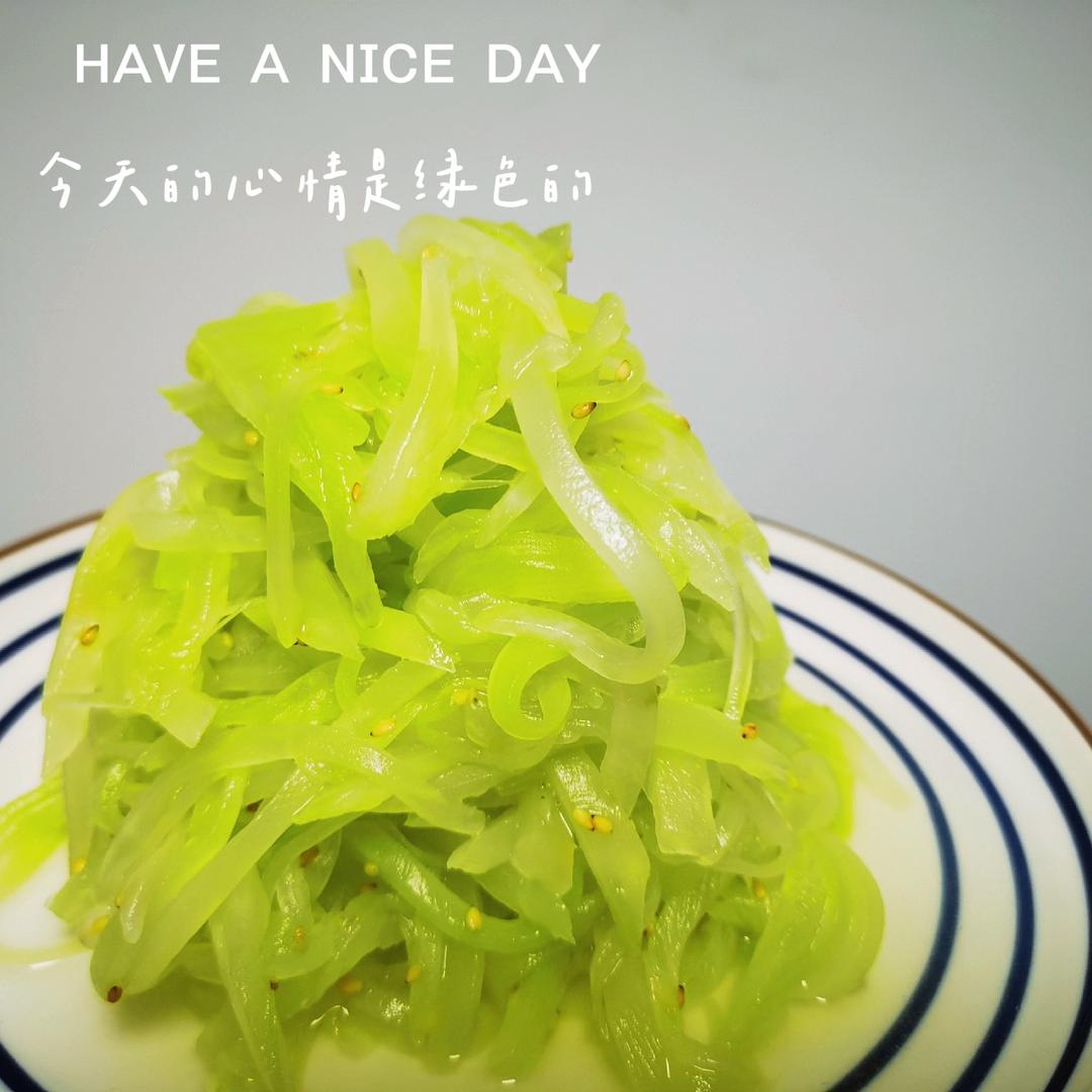 凉拌莴笋丝