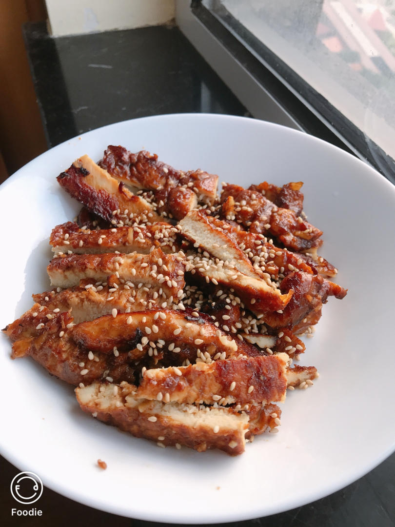 酷炫屌炸天好吃的煎鸡胸肉（香蒜蜂蜜煎鸡胸肉）