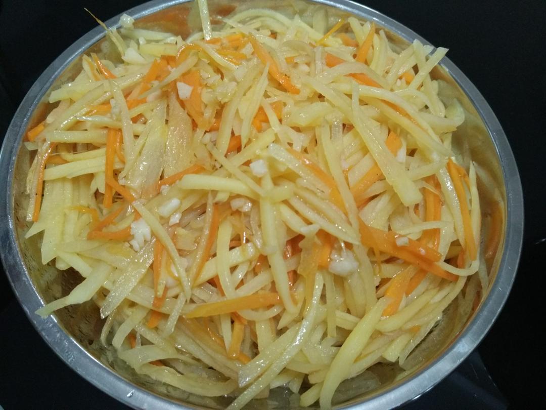 醋炒胡萝卜土豆丝