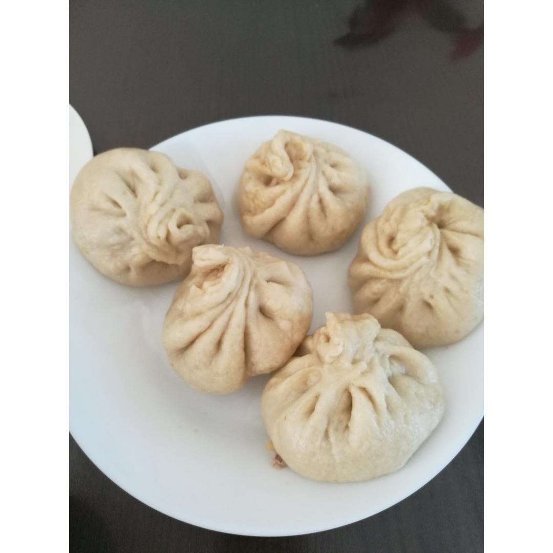 芹菜包子