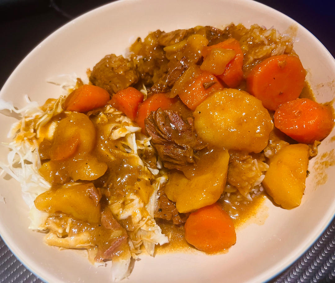 日式咖喱牛腩