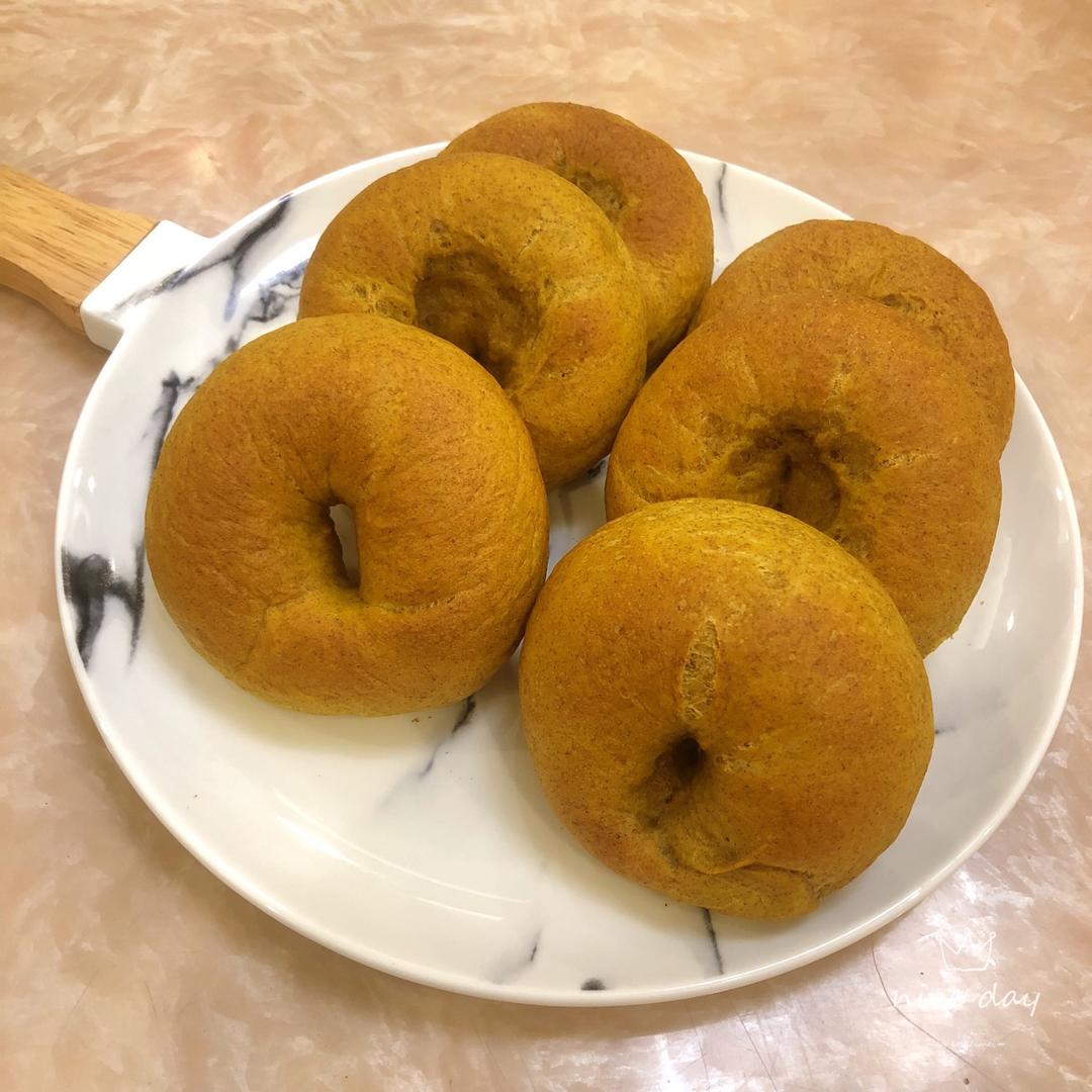 全麦南瓜贝果