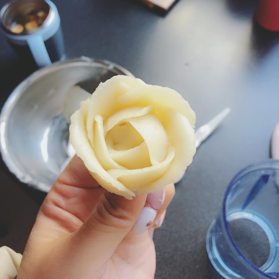 豆沙裱花之三色堇