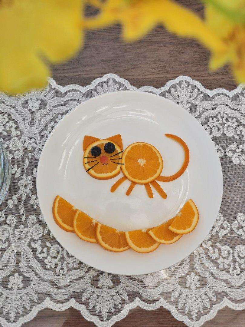 水果拼盘~顽皮猫