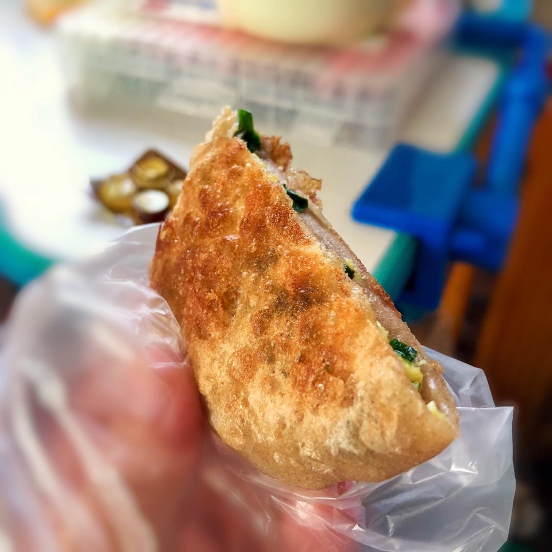 韭菜鸡蛋馅饼