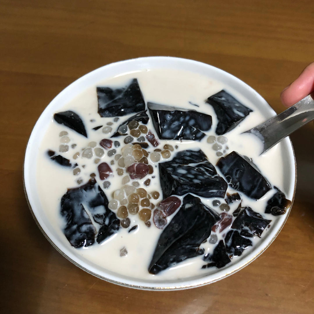 零失败烧仙草（黑凉粉）