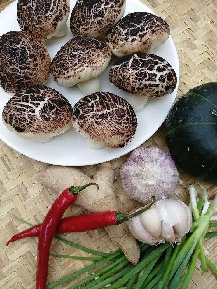 手把手教你做点心餐厅里的蘑菇包，原来家来做也不难