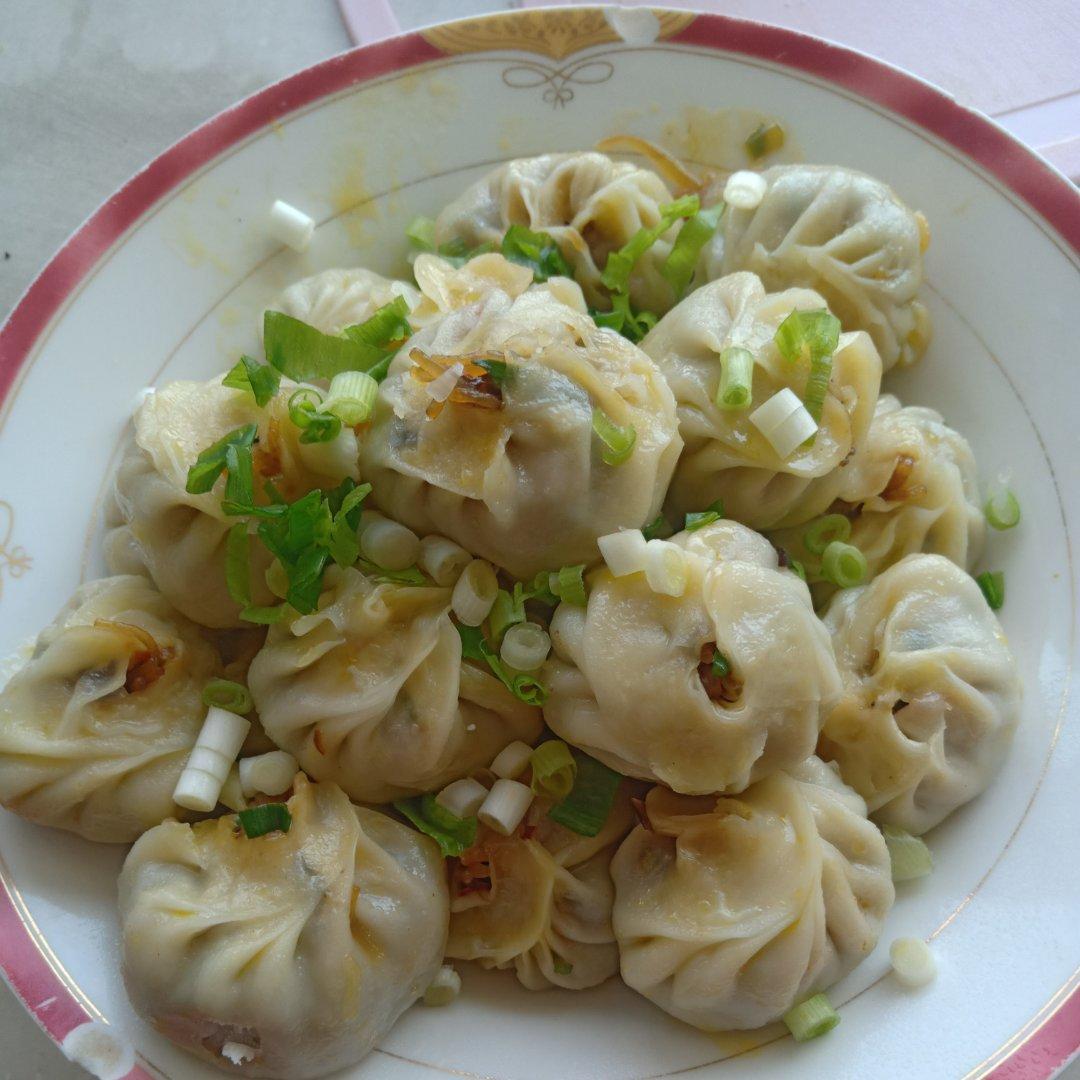 饺子皮版生煎包