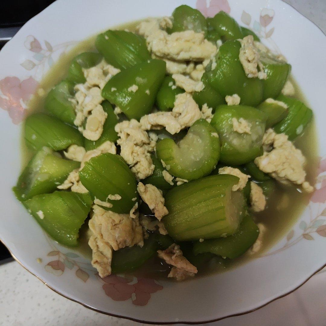 简单快手，五分钟搞定的丝瓜炒蛋