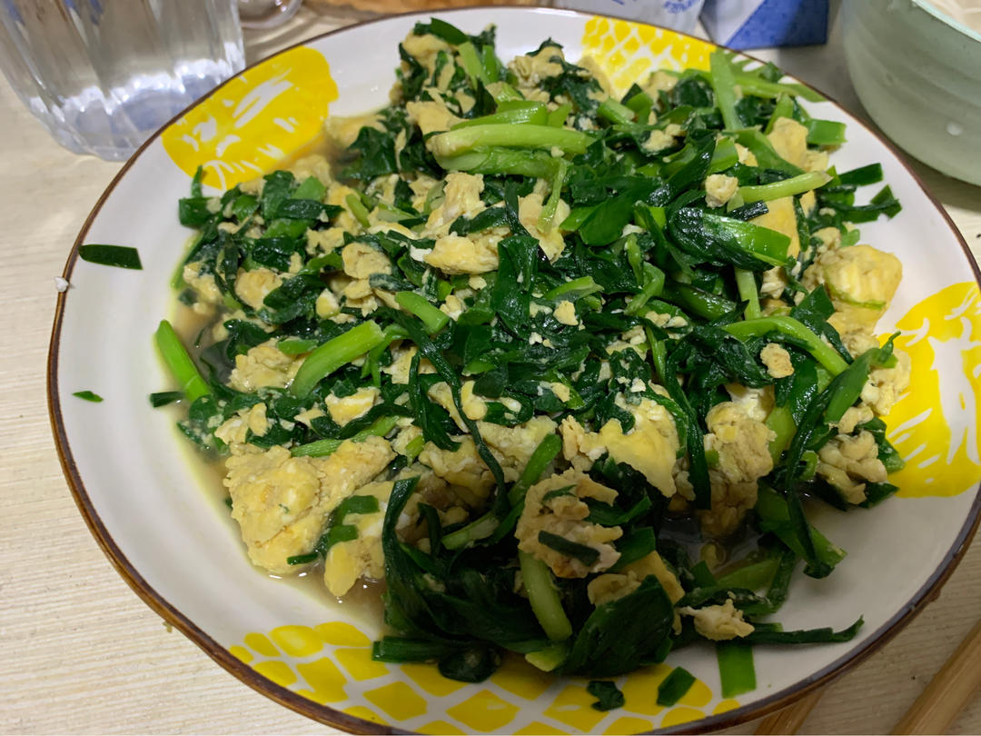 韭菜炒鸡蛋——三分钟快手下饭菜 掌握火候的秘诀
